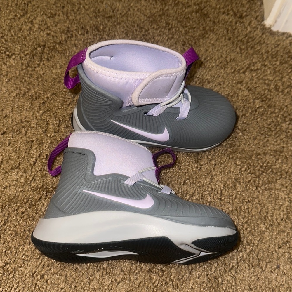 Size 7 Nike girl toddler rubber boots